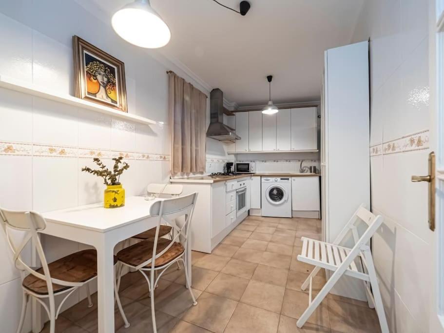 Tranquilo Y Bonito Apartamento A 10 Min Del Centro 말라가 외부 사진